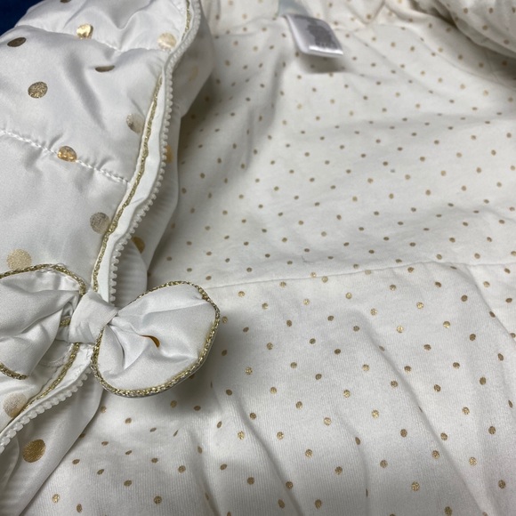 18 mos Puffer coat. White w gold dots - Picture 3 of 4